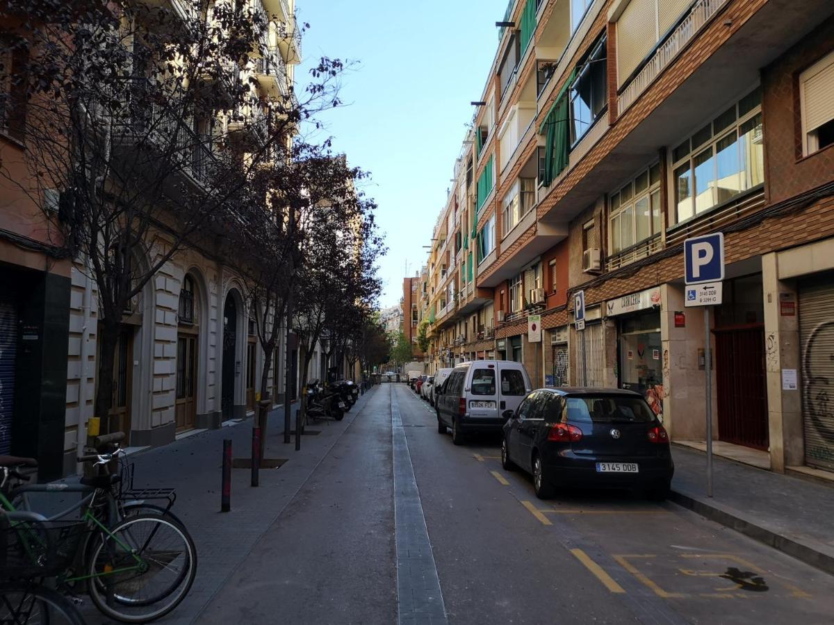 Aparteasy - Atic Sants برشلونة المظهر الخارجي الصورة