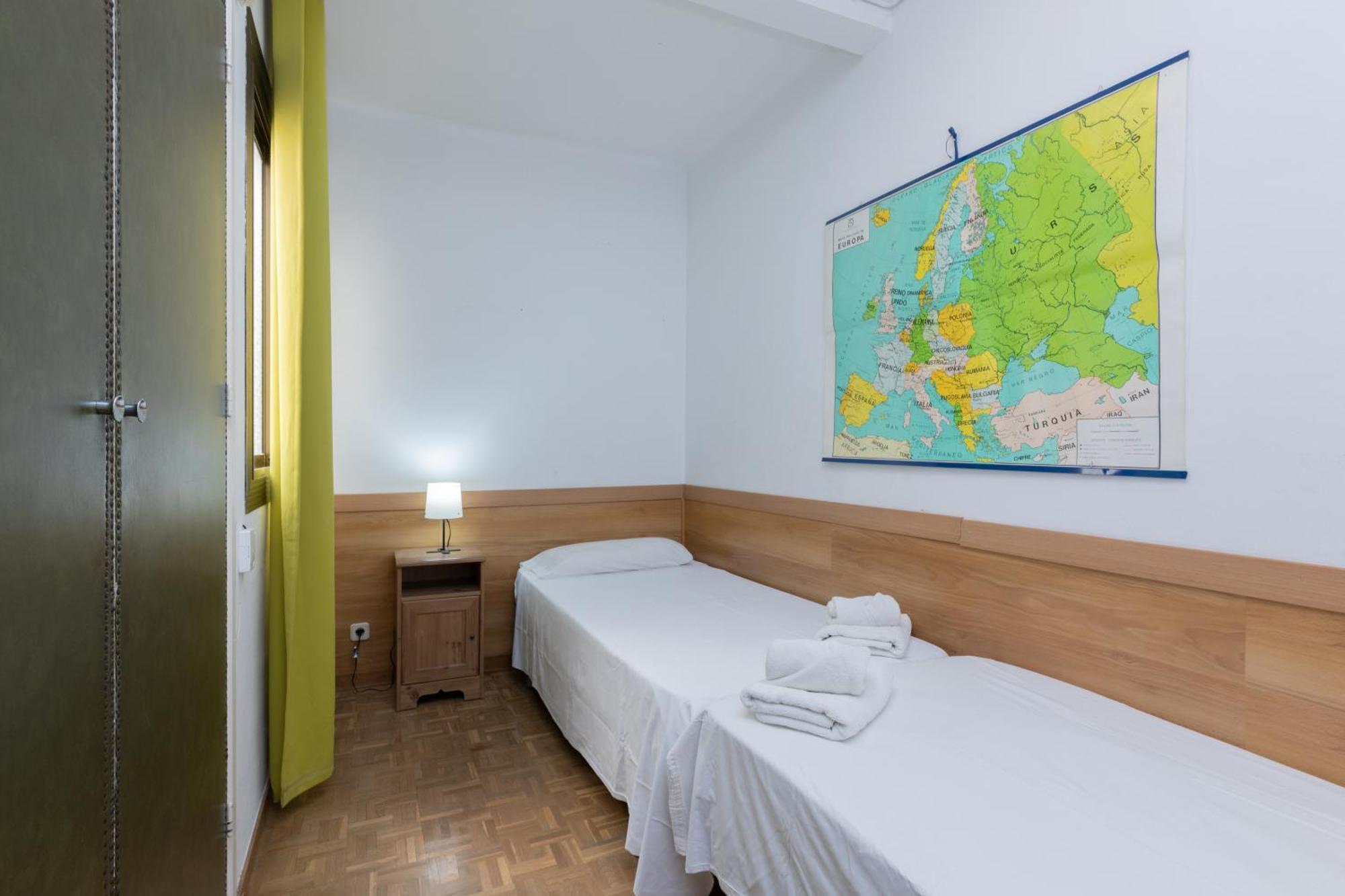 Aparteasy - Atic Sants برشلونة المظهر الخارجي الصورة